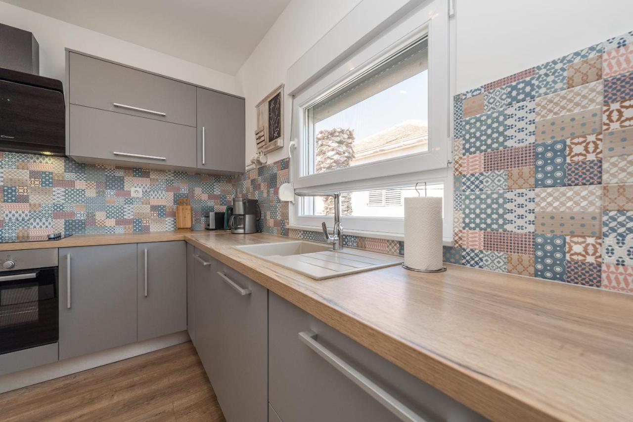 Apartmani Dmarie Привлака Экстерьер фото