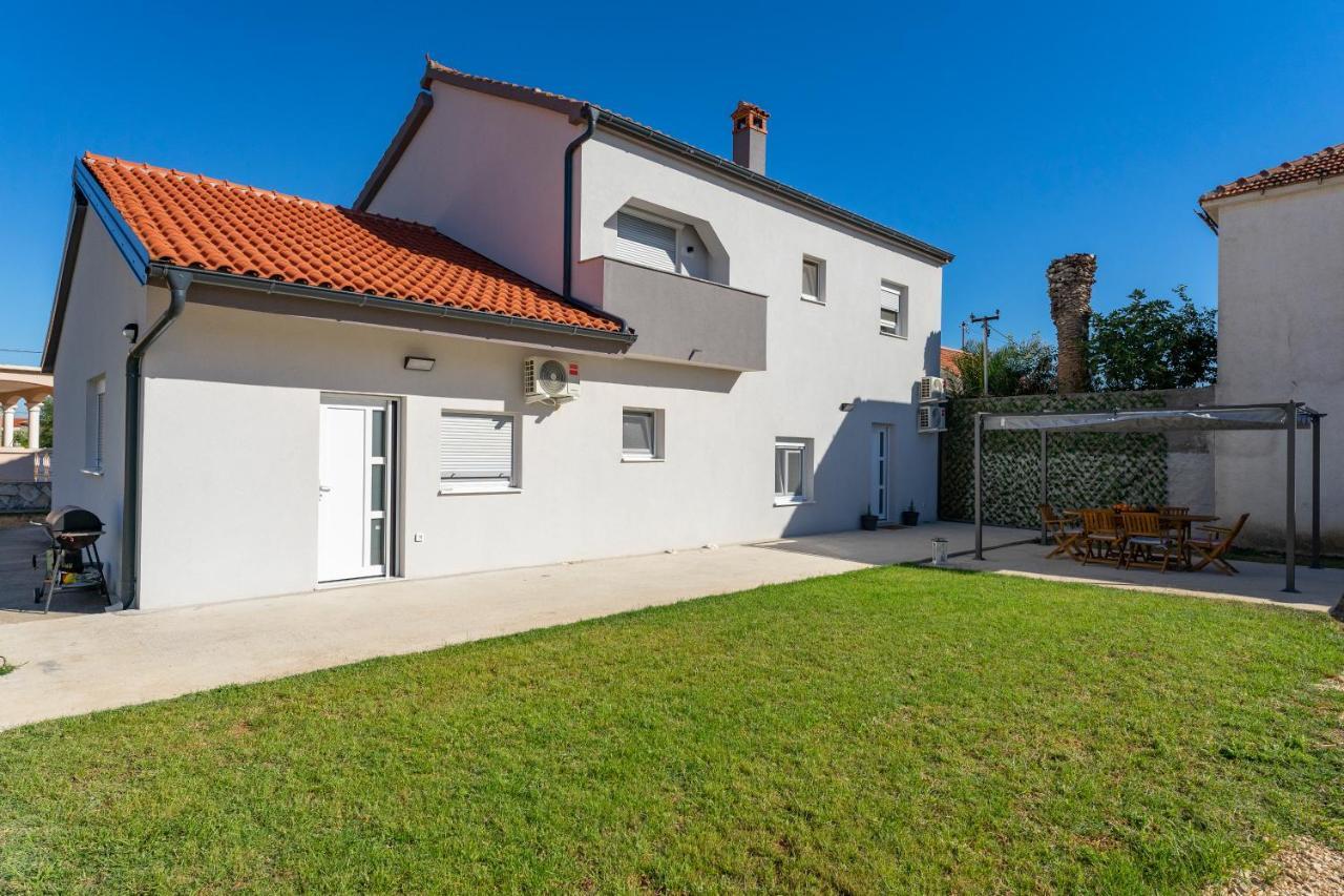Apartmani Dmarie Привлака Экстерьер фото